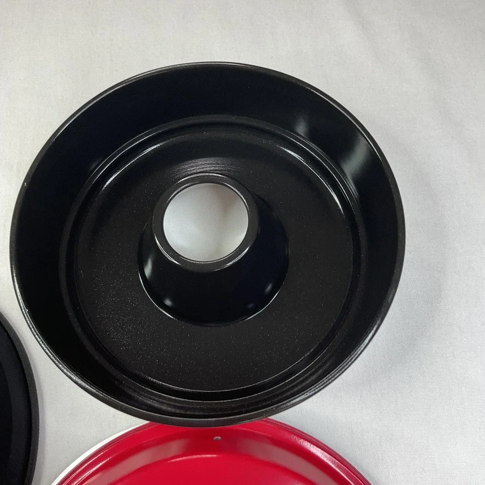 Omnia Sweden Stovetop Oven Kit with Ceramic Pan Silicone Molds and Case camping